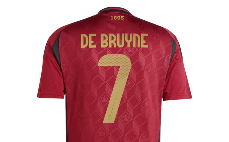 Hoe het shirt van de Rode Duivels personaliseren?