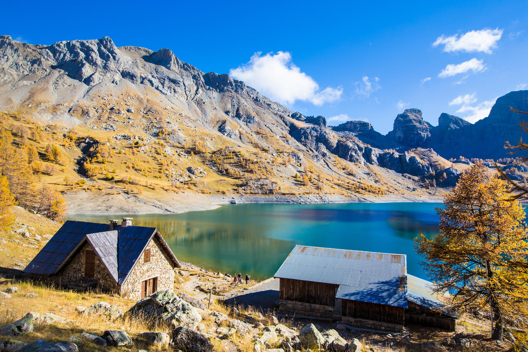 Everything there is to know about mountain huts when hiking