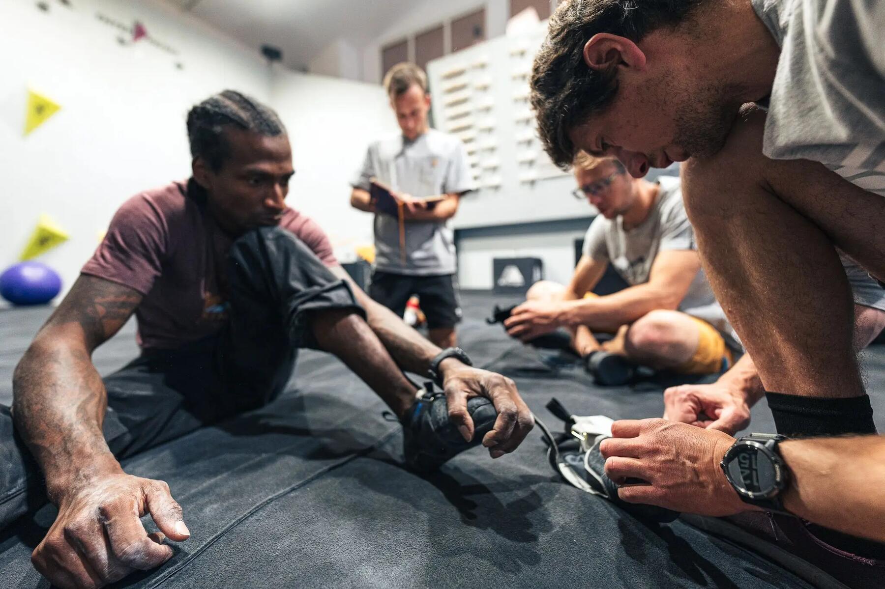 C’est une histoire de champion, et de co-création – c’est donc une parfaite histoire DECATHLON. Conçus pour les athlètes en indoor.
