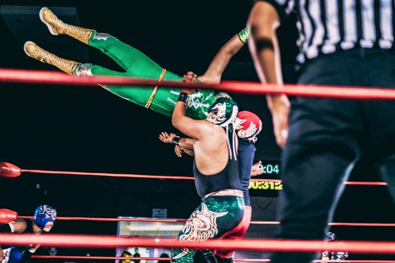 Wrestling – co to jest? Na czym polega to udawane widowisko?