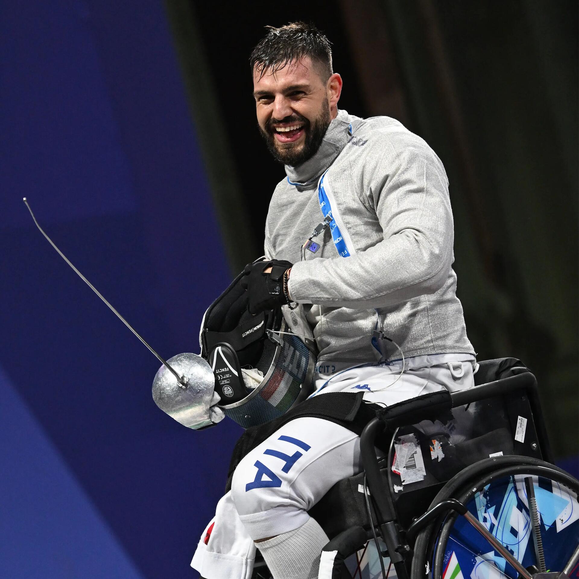 Un fauteuil co-développé avec un champion paralympique d’escrime