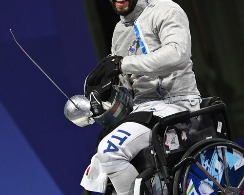 Un fauteuil co-développé avec un champion paralympique d’escrime