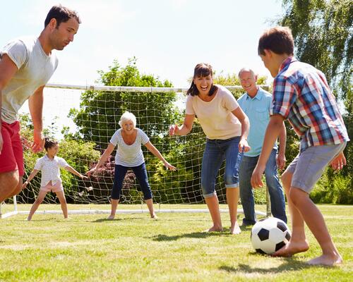 Fußball Zuhause: Übungen für den Garten oder die Einfahrt