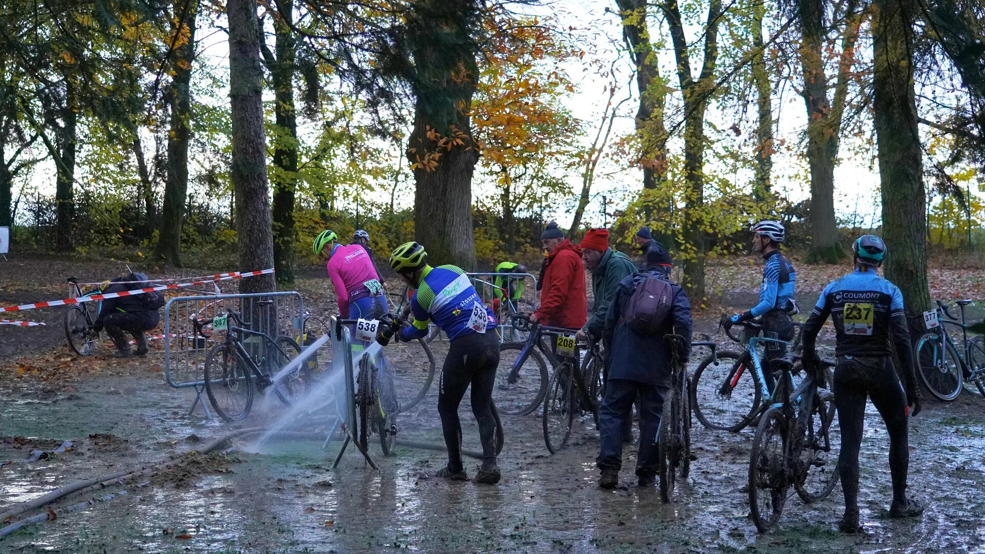Il ciclocross, uno sport di culto nelle Fiandre. E presto dappertutto?