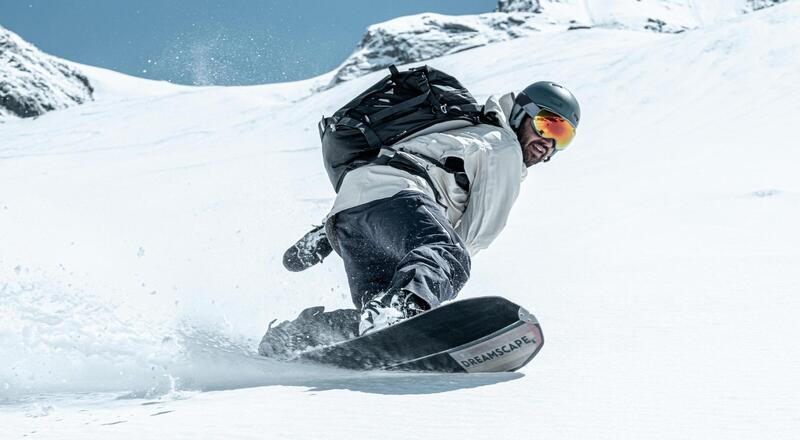 Splitboard – co to takiego? Co oferuje fanom sportów zimowych?