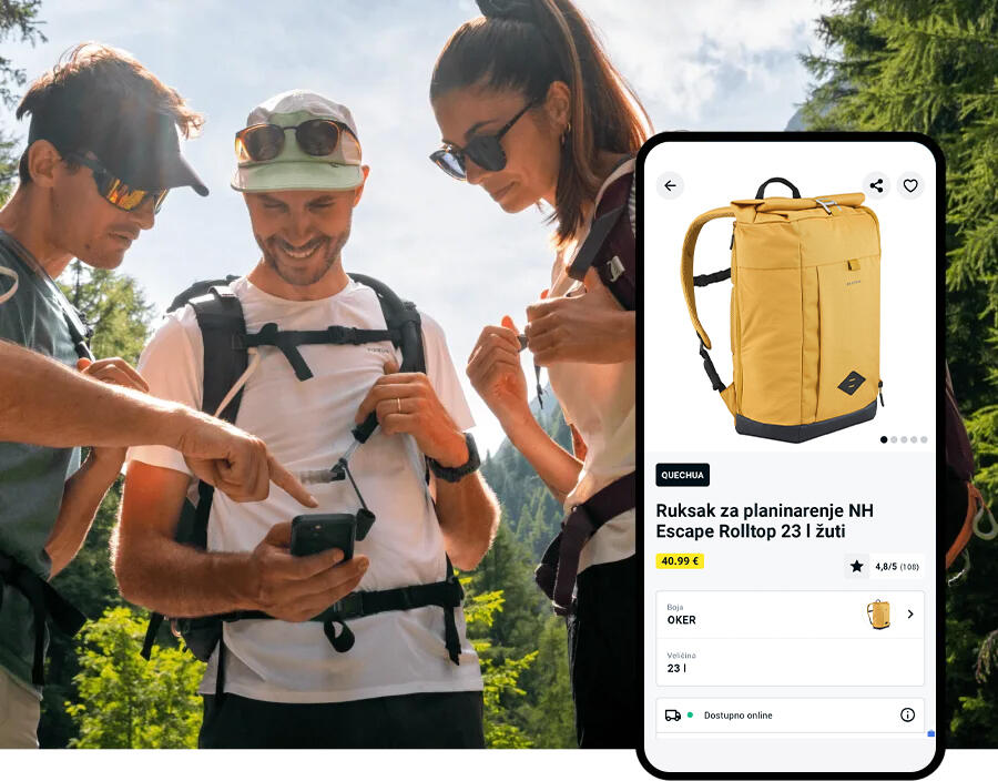 Slika troje ljudi koji gledaju novu Decathlon aplikaciju na mobitelu