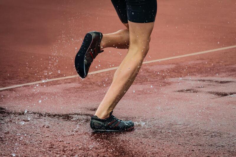 Bieganie minimalistyczne – co to jest za technika biegu?