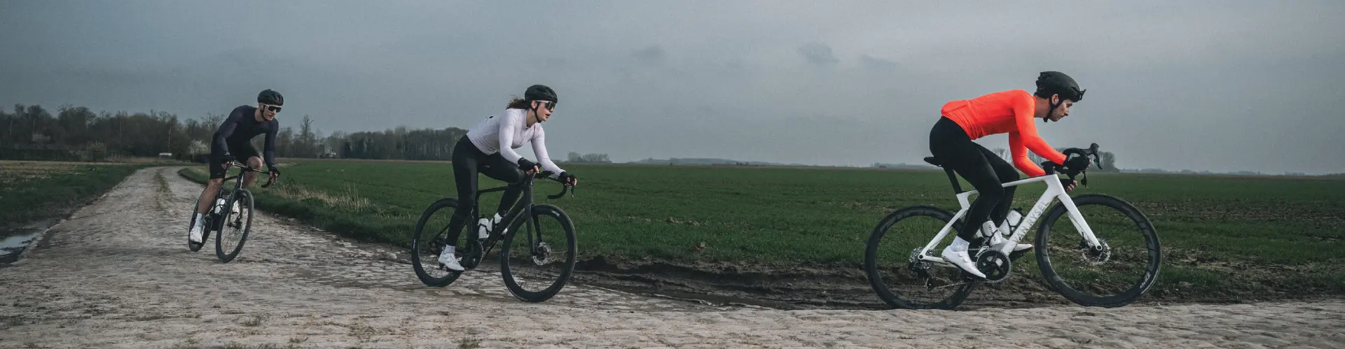 VAN RYSEL RCR SRAM RIVAL AXS POWER