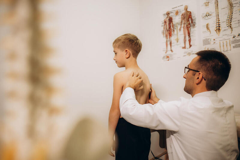 Test Otta i test Schobera – pomiary na ruchomość kręgosłupa