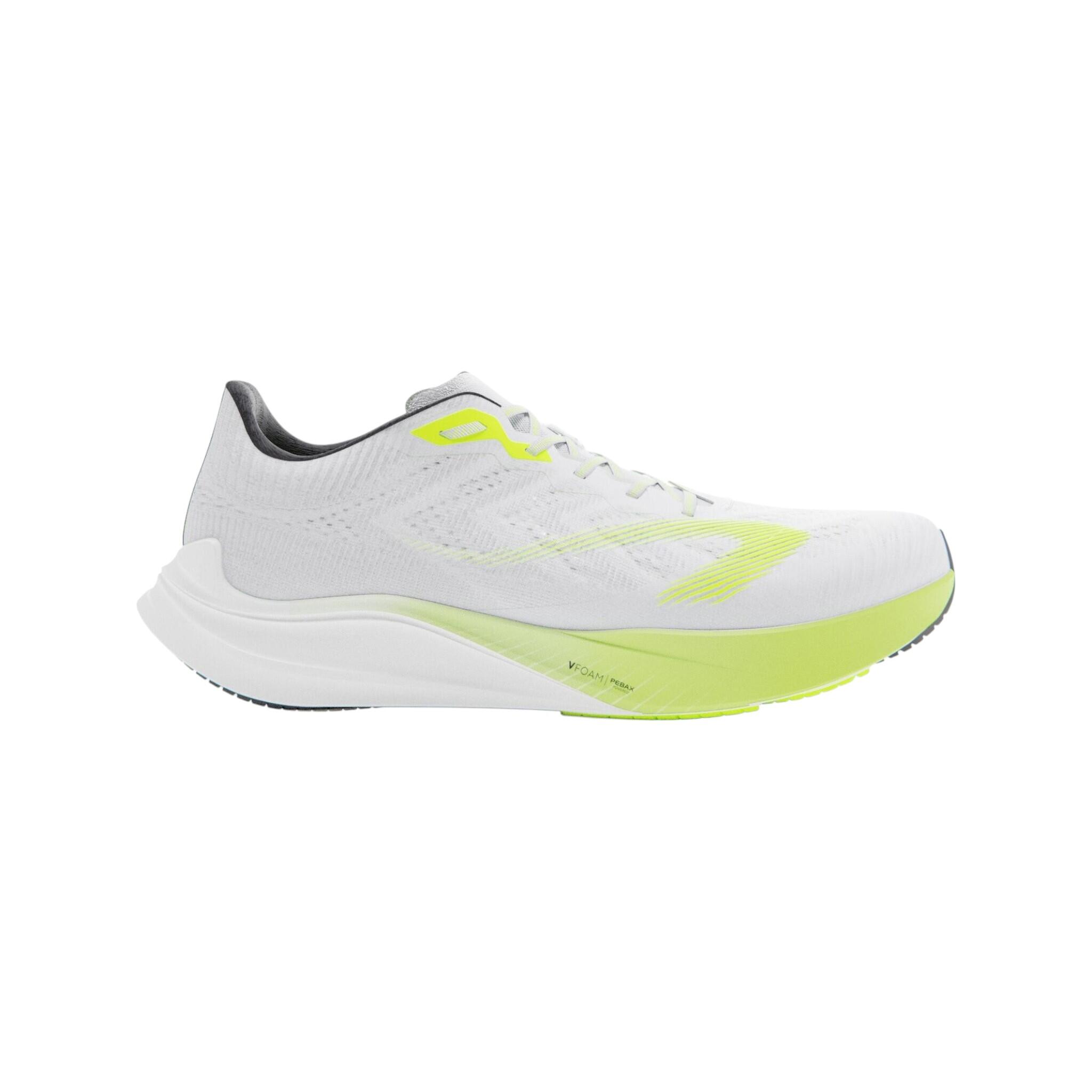 Zapatillas voladoras