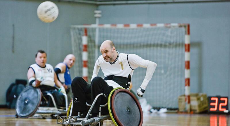 Czym jest rugby na wózkach? Wszystko o tym sporcie!
