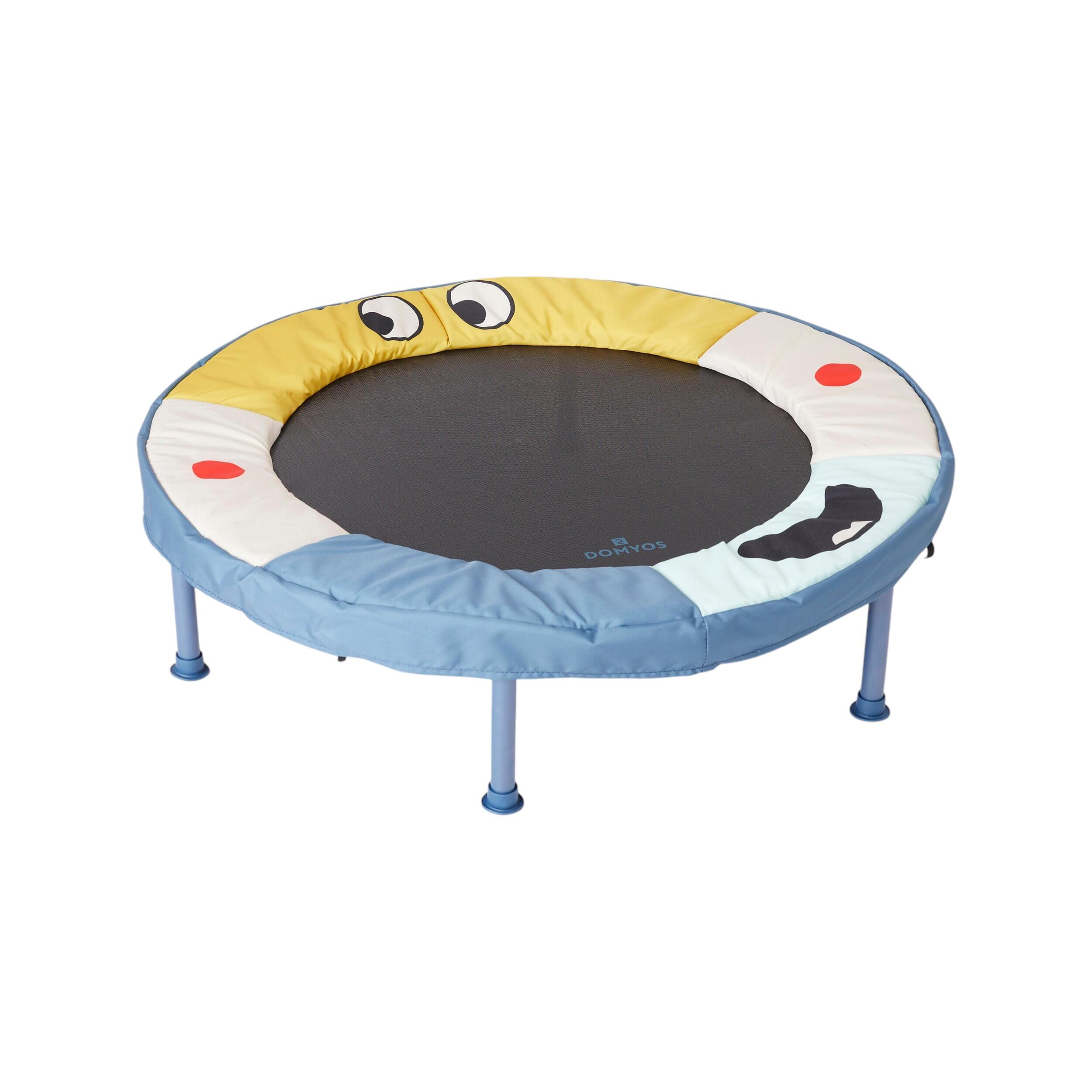 Trampolins de criança