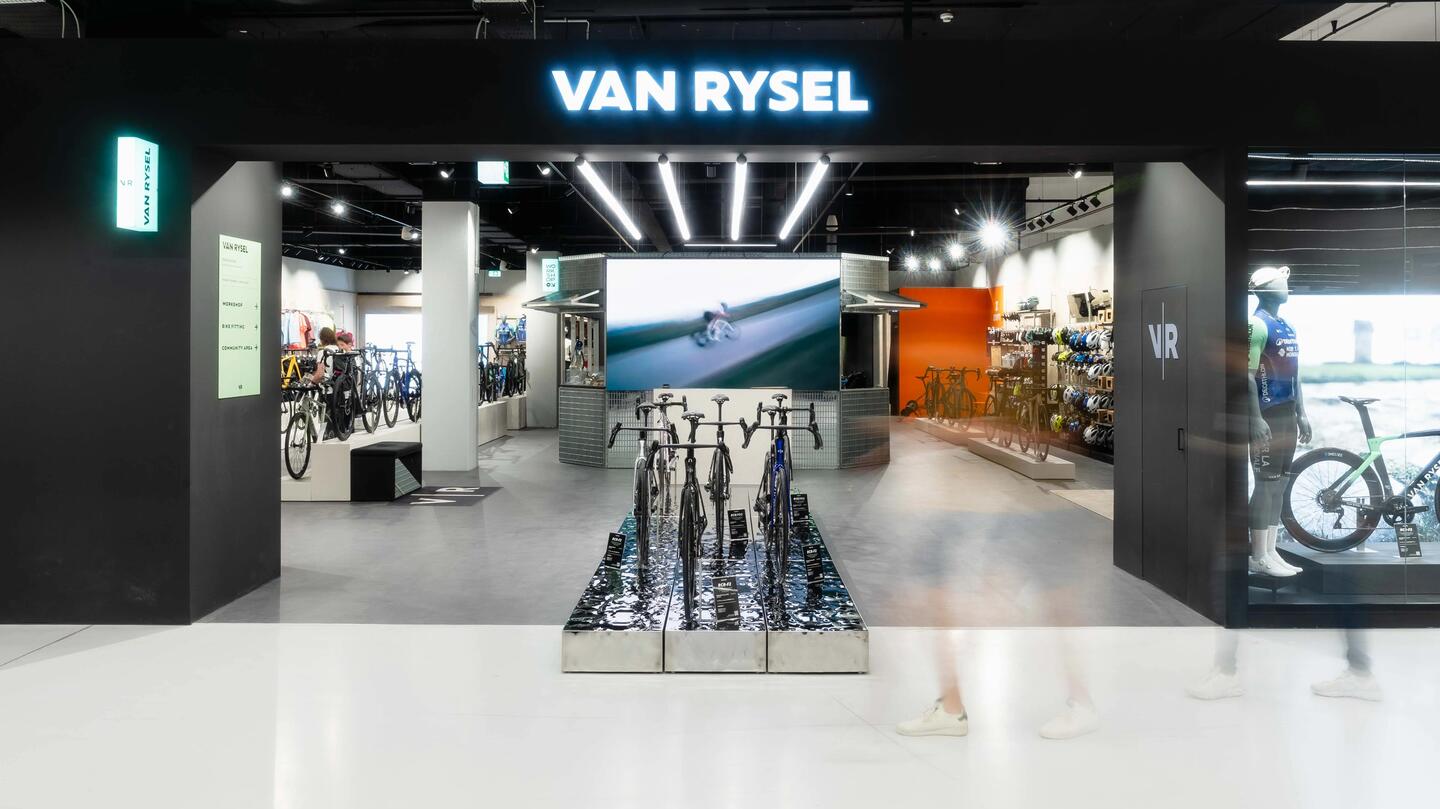 VAN Rysel Shop in Shop