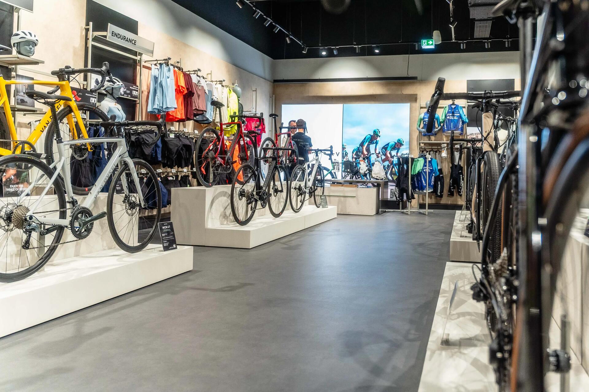 DECATHLON-WHICH-BIKE-TO-CHOOSE-FOR-COMMUTING