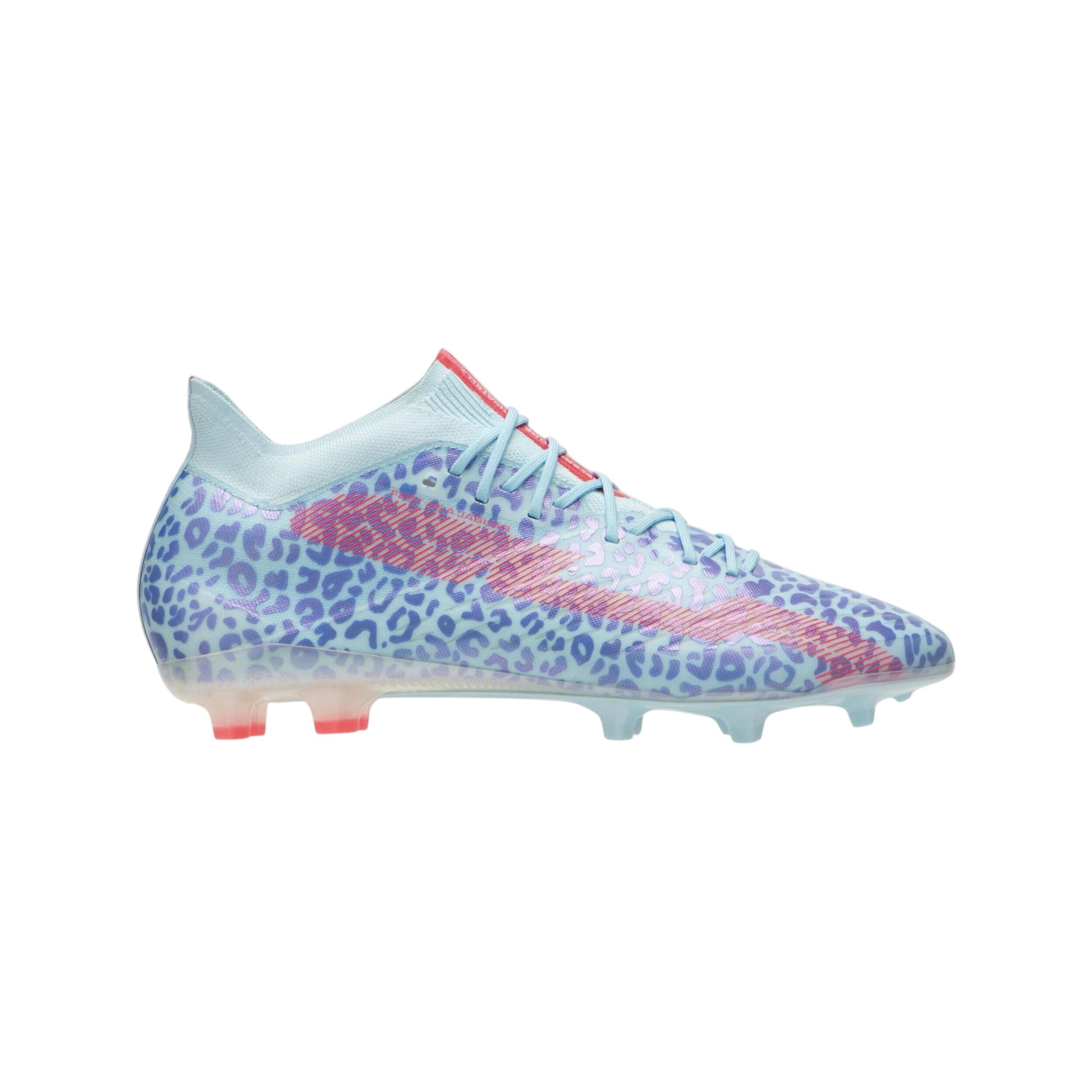 scarpe da calcio con tacchetti