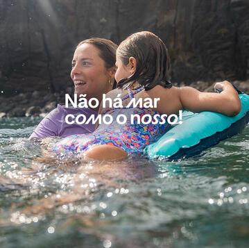 Grupo de amigos na praia