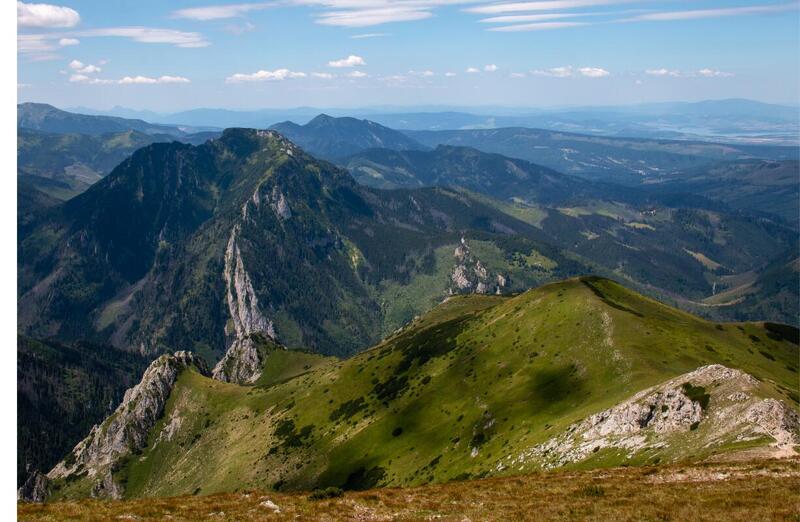 Krzesanica – najwyższy szczyt Czerwonych Wierchów w Tatrach