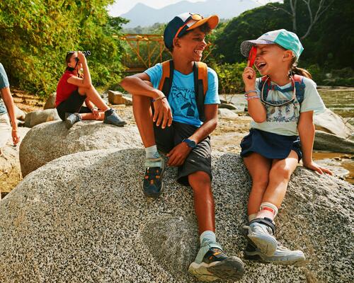 Mit Kindern wandern: Das solltest du beim Rucksackpacken beachten