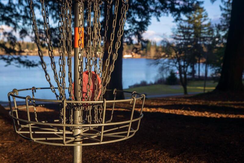 Disc golf – co to jest za sport?