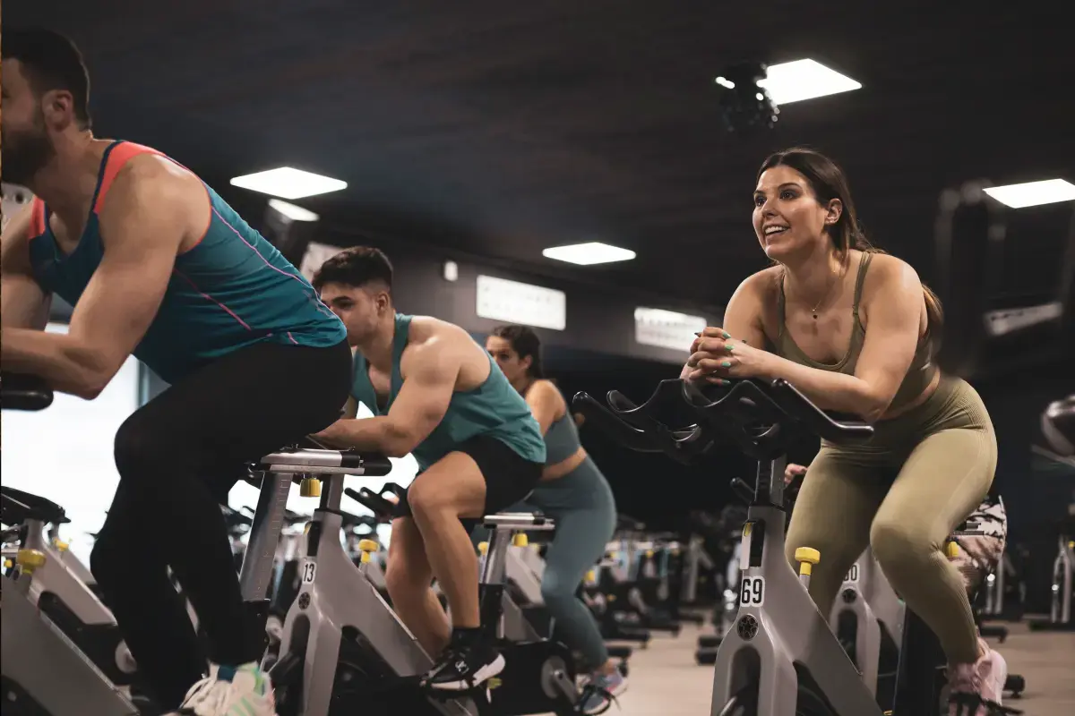 Jaki rower spinningowy? Sprawdź, jak wybrać model do treningu