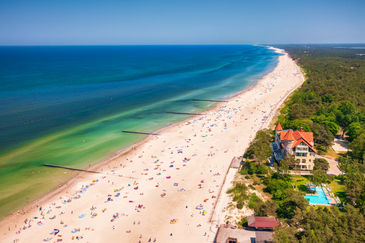 Ludzie na plaży