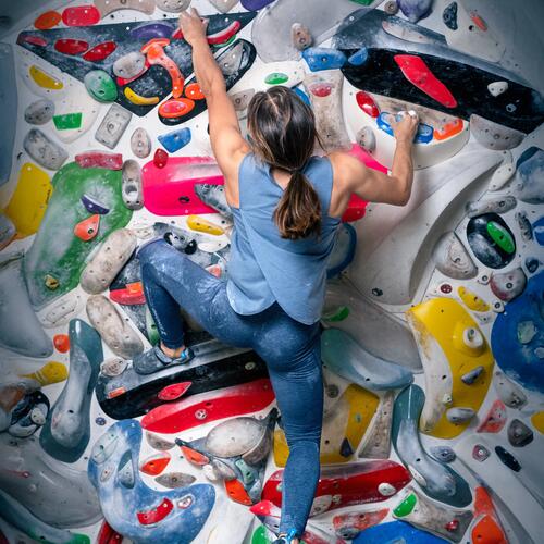 Sofya Yokoyama : Escalade