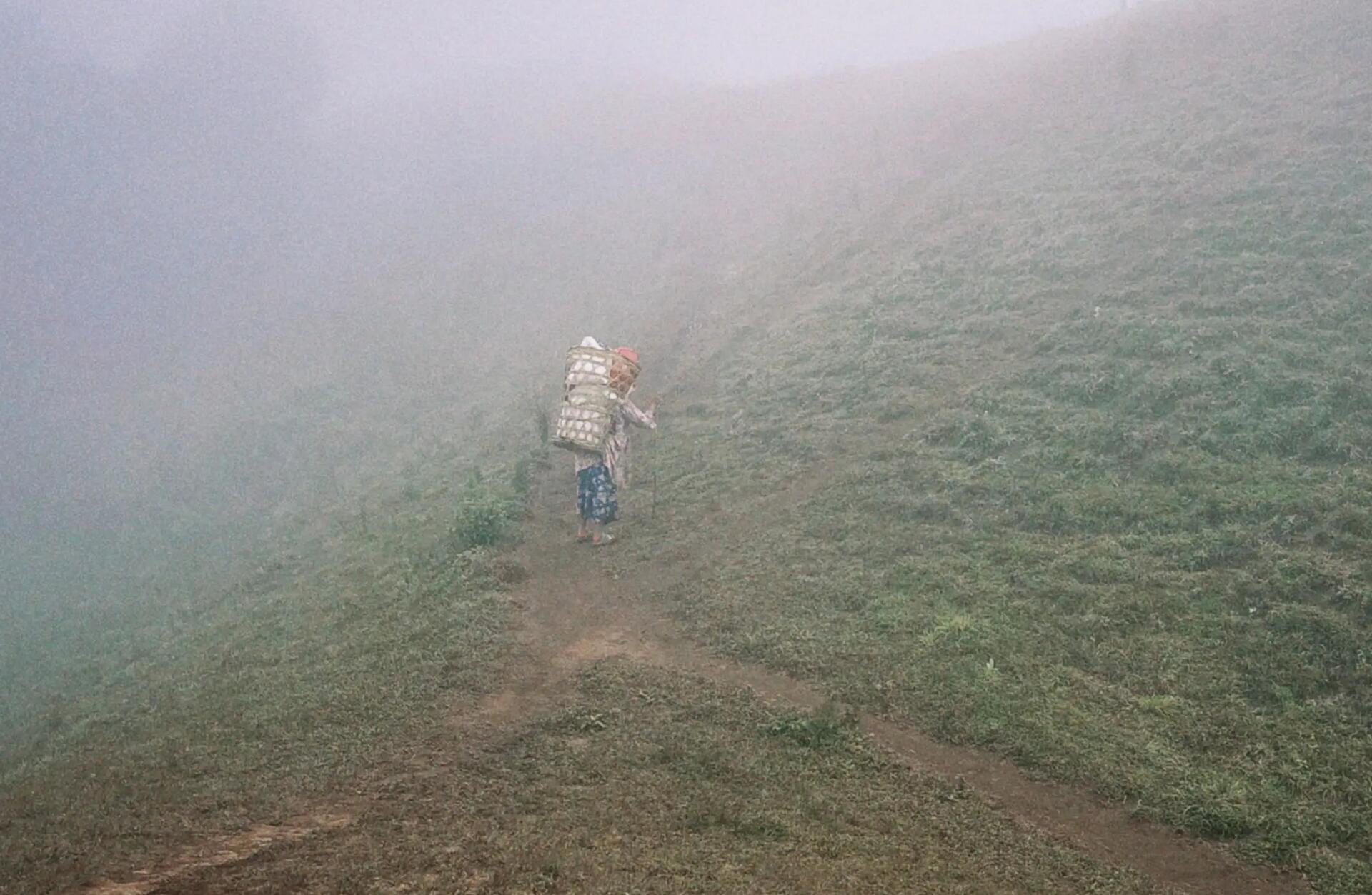 การเดินทางไปดอยม่อนจอง