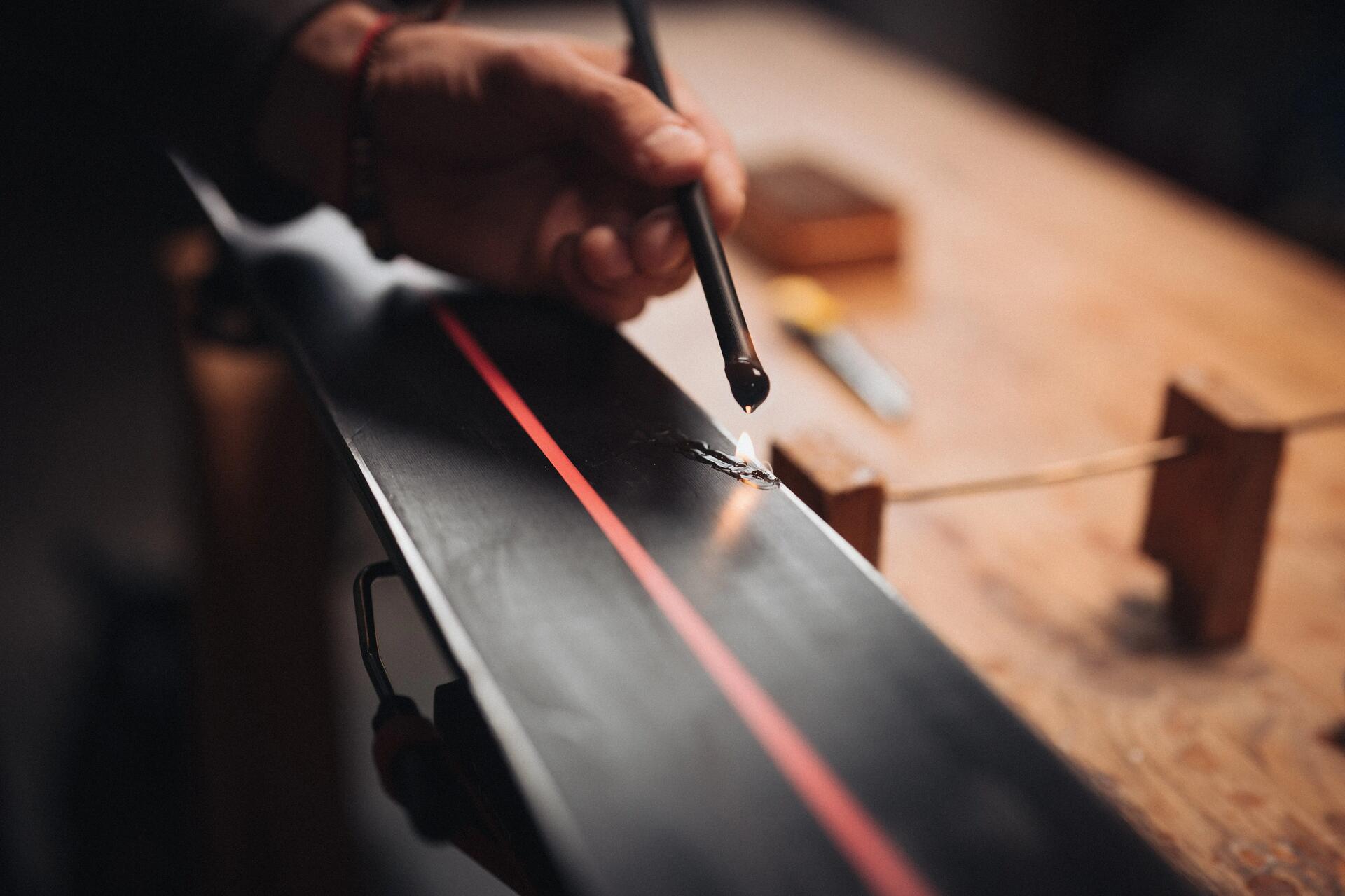 Comment  réparer la semelle de ses skis ?