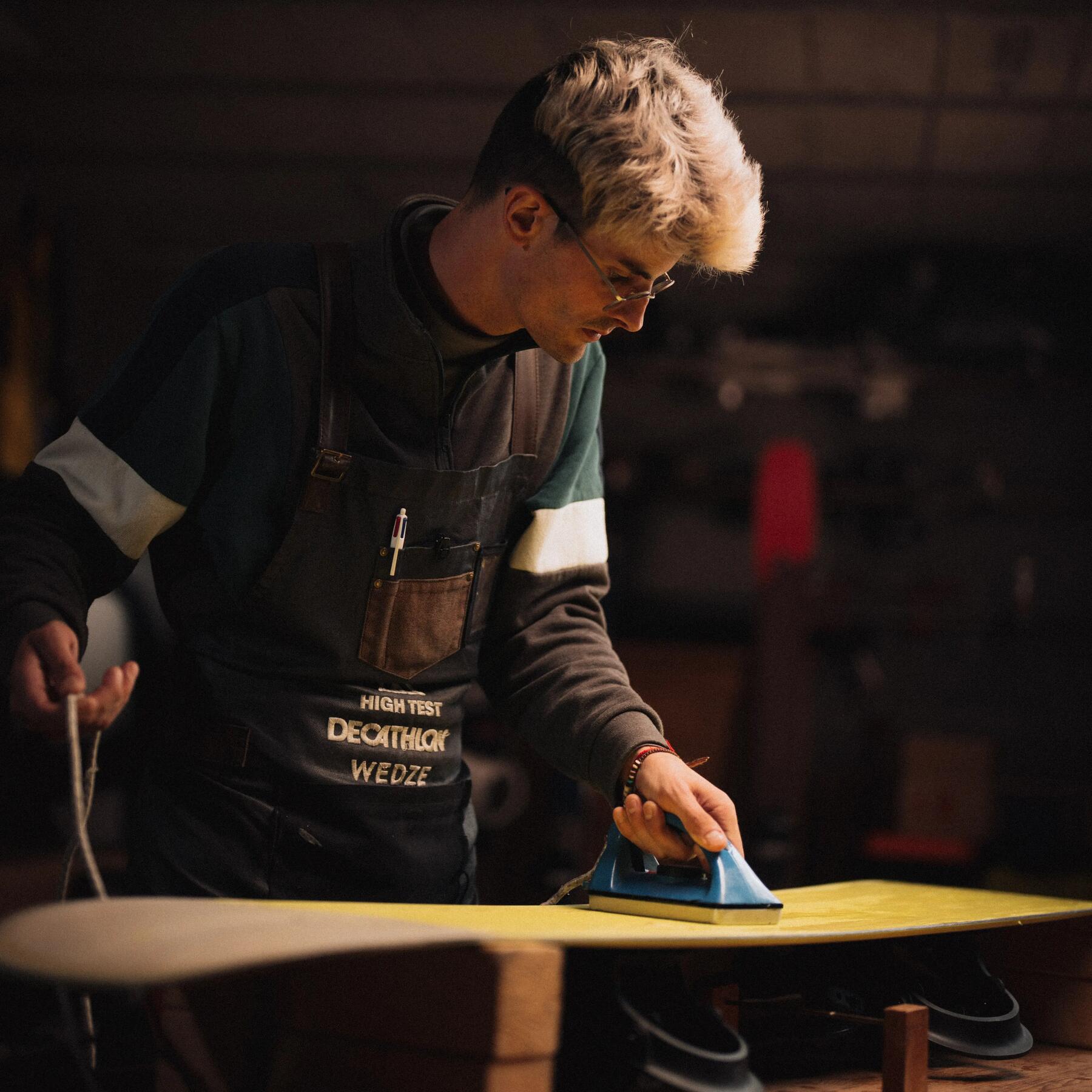 Entretien snowboard : Le guide complet (fartage & affûtage)