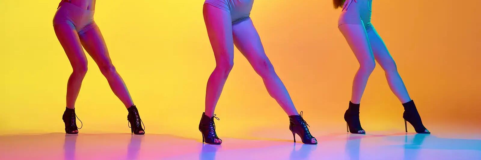 Kobiety tańczące high heels