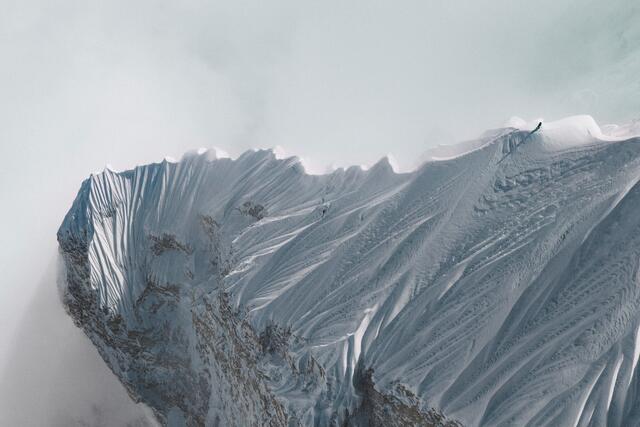 Simond Cascade Simond - Mountaineering, Climbing, Trekking & Backcountry skiing