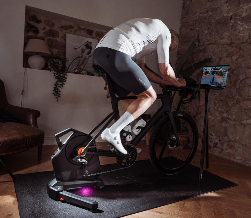 Installer son vélo sur un home trainer : mode d'emploi