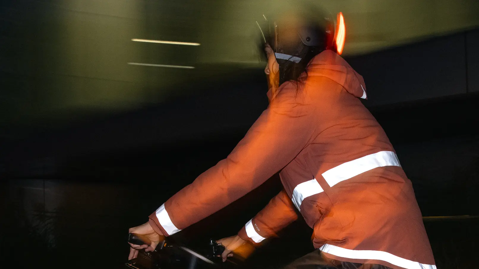 Ahorrar tiempo y dinero yendo al trabajo en bici de forma segura,