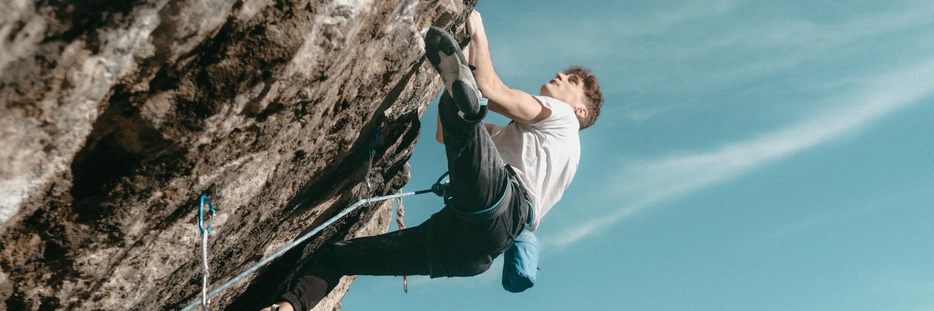 Athlet-Dylan-Chuat-Klettern-Decathlon-Schweiz