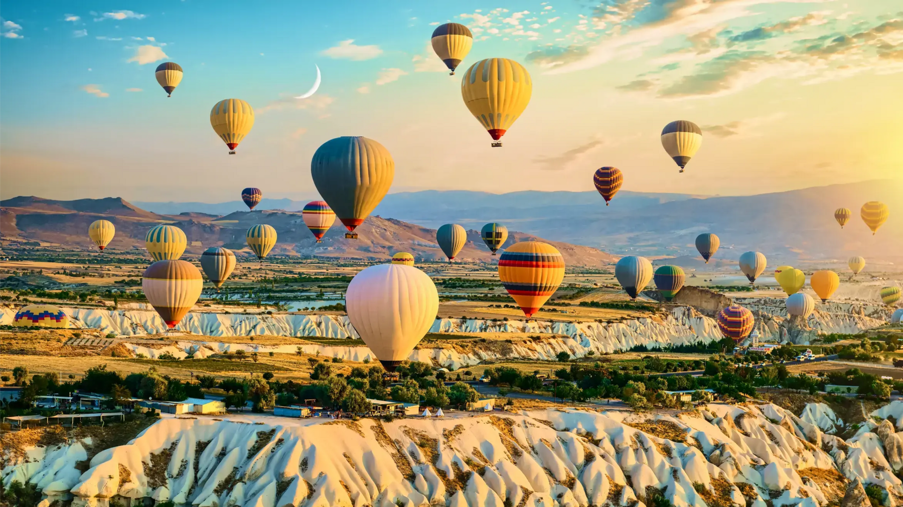 Latajace balony nad Cappadocią