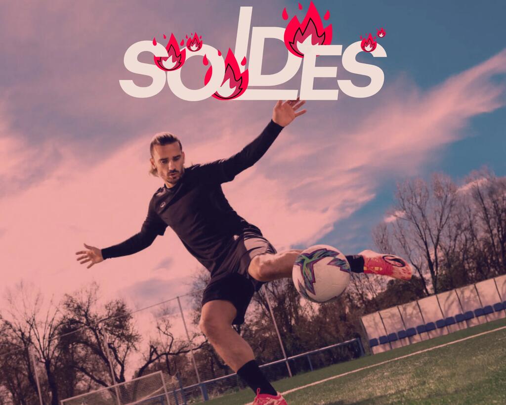 Soldes Football : Crampons, ballons et maillots en promotion
