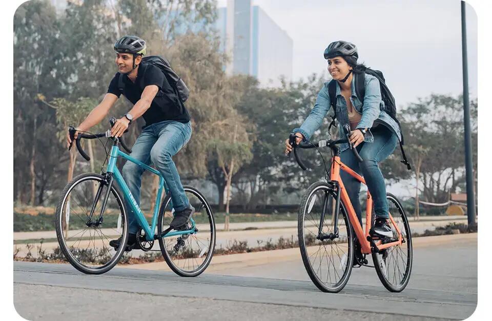 Ahorrar tiempo y dinero yendo al trabajo en bici de forma segura,