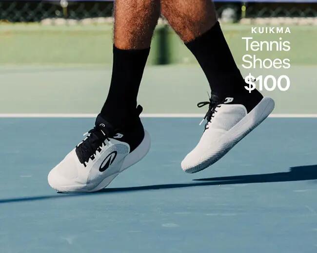 Tennis shoes