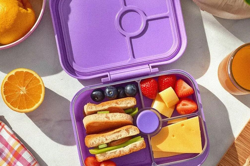 Lunchbox z jedzeniem