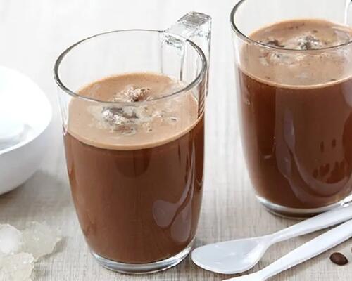 chocolate protein milkshake