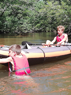 kayak trip with kids leyre
