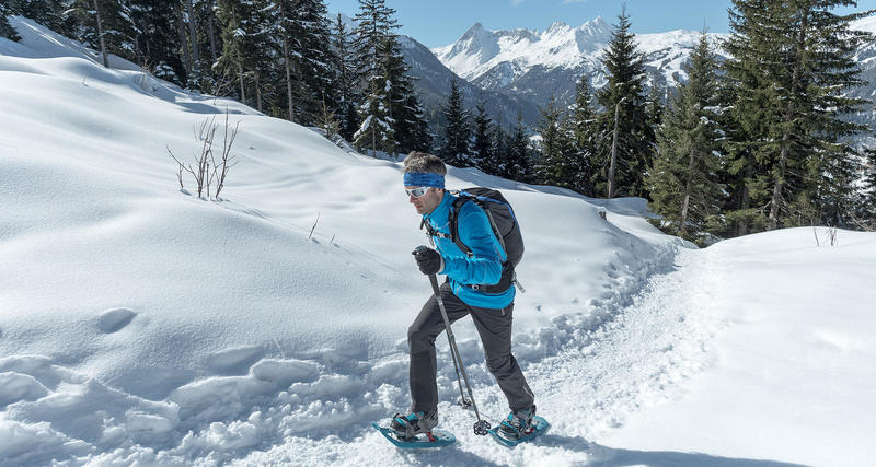 Caminhada na Neve: Raquetes ou Crampons? Qual o melhor equipamento?