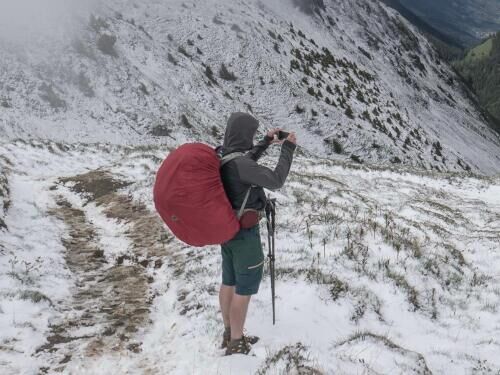 Como utilizar o bastão ultra compacto de trekking MT500 de forma correta