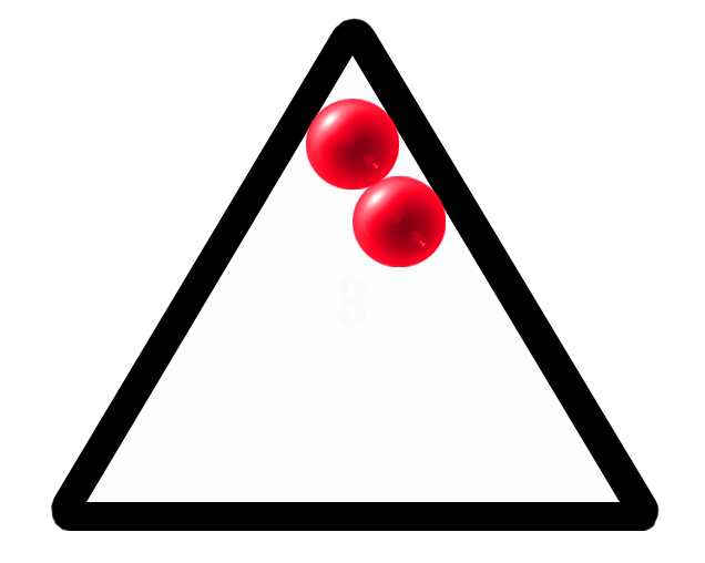 boule rouge à la pointe du triangle et une autre directement en dessous