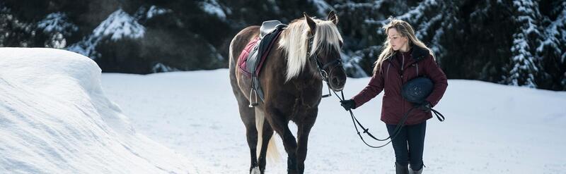 Jazda konna zimą - jak się ubrać aby zimowy trening był bezpieczny