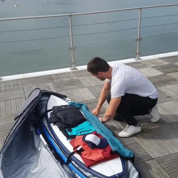 Hoe maak je je boardbag klaar om op surftrip te gaan?