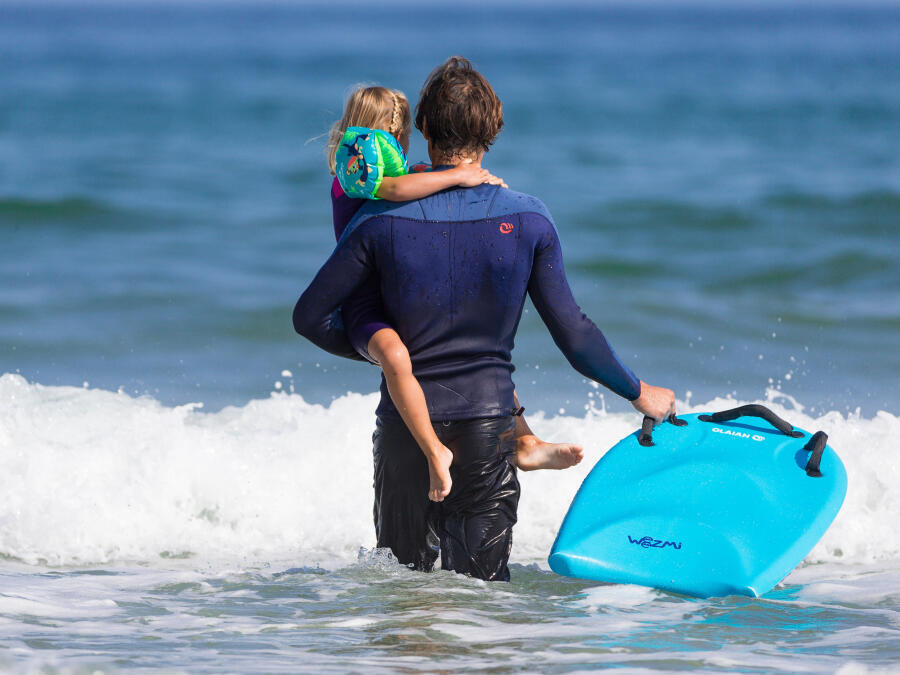 Come scegliere la muta da surf? | DECATHLON