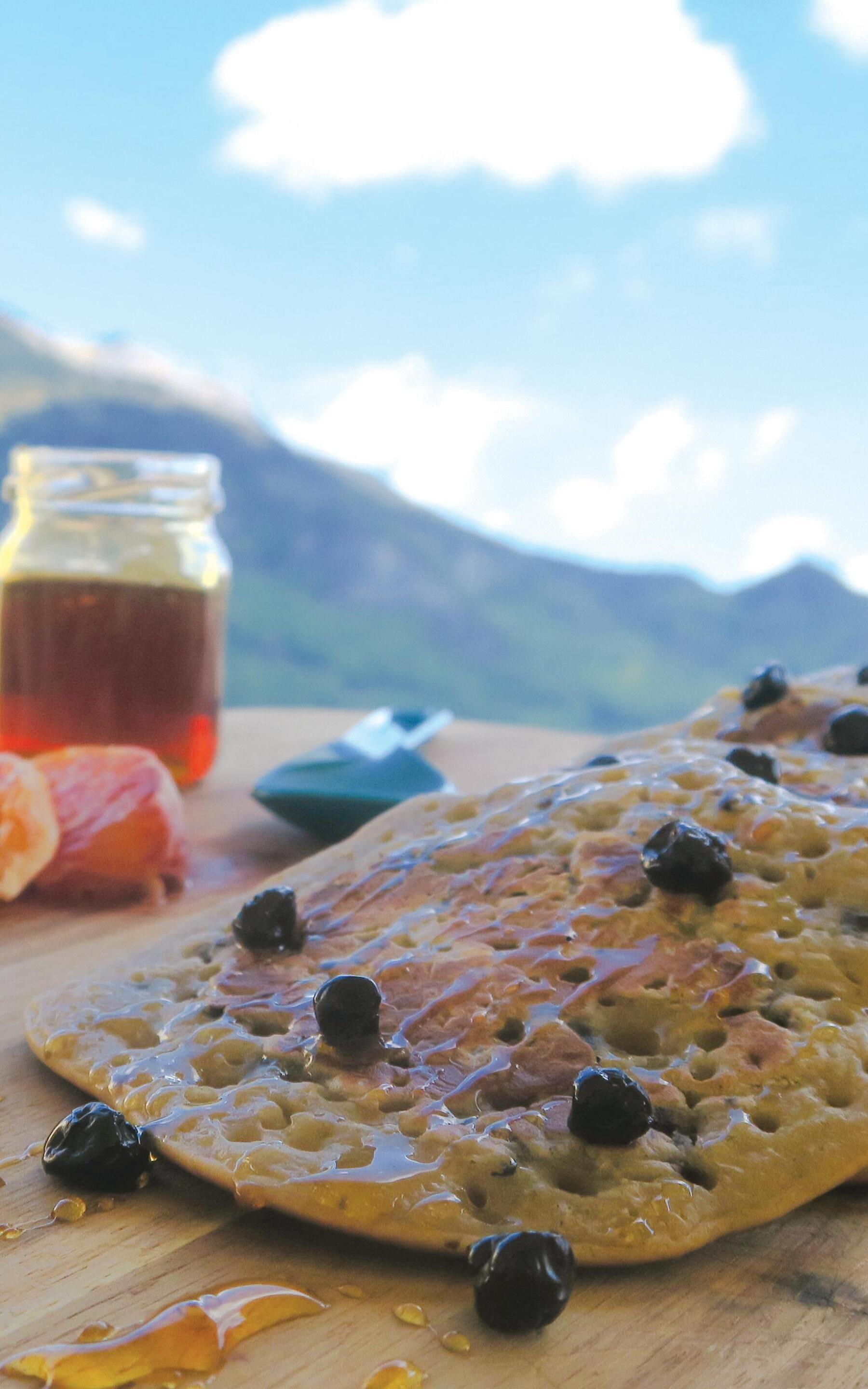 recipe blueberry pancakes cooking set mountain hiking camp quechua decathlon
