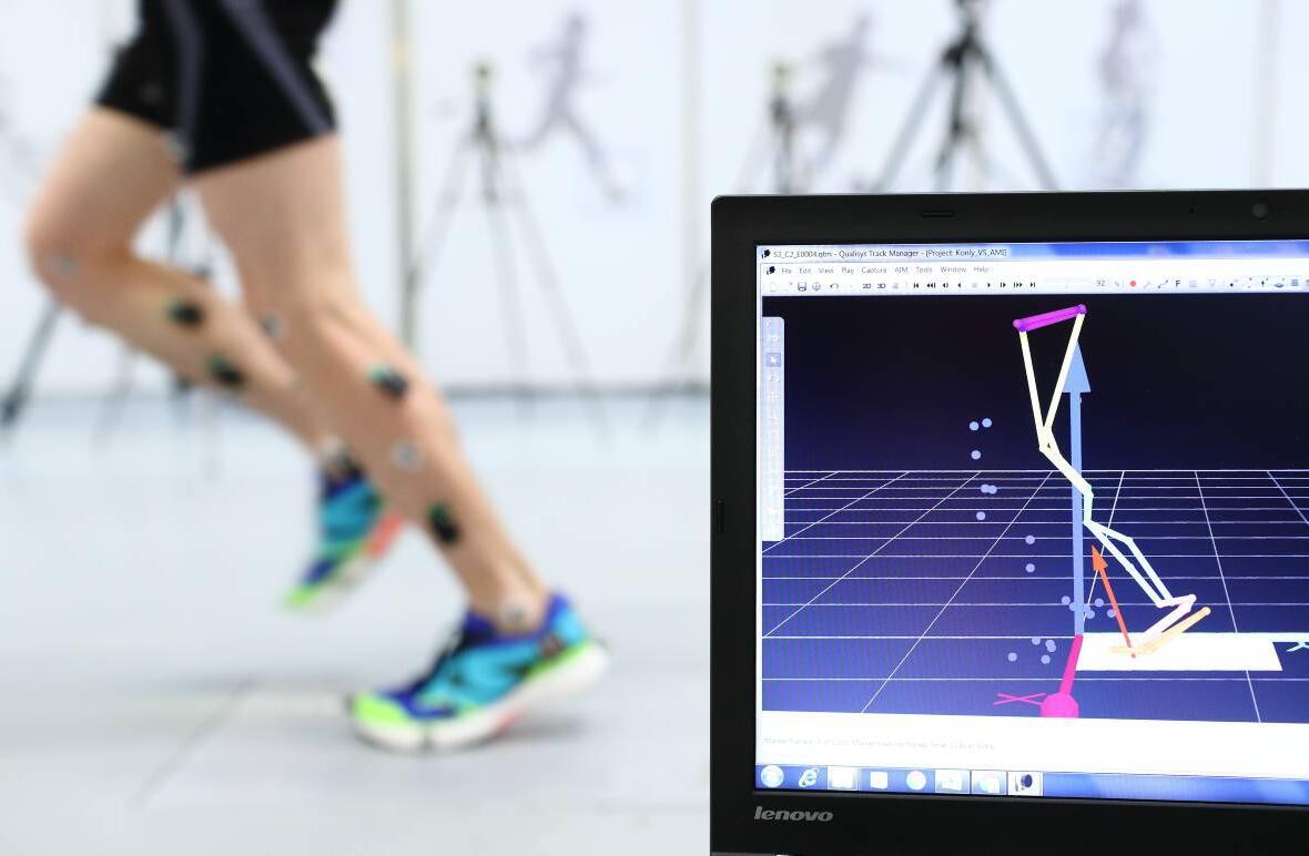 Picture of a test phase in a laboratory for a pair of shoes