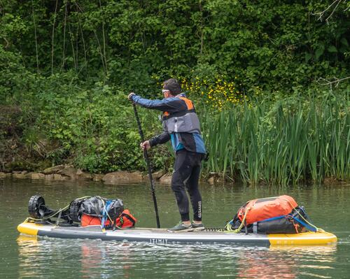 Travelling down the Seine  inflatable stand up paddle